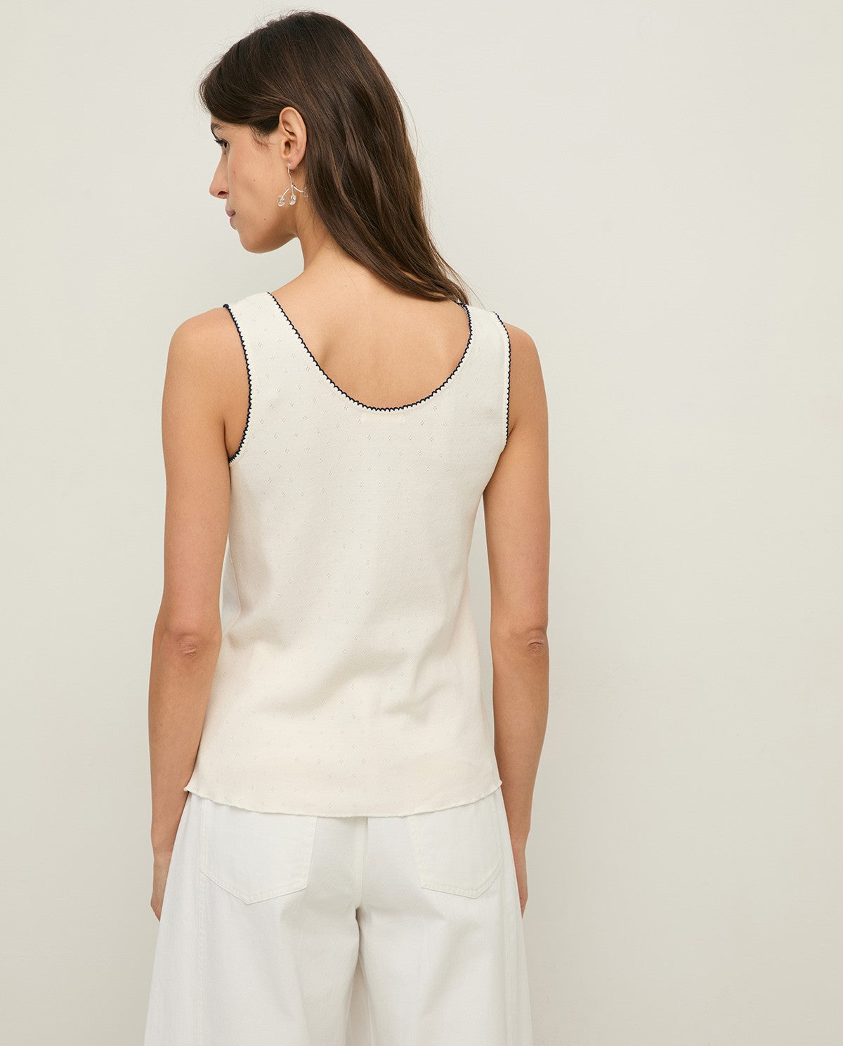 Daisy Date Tank